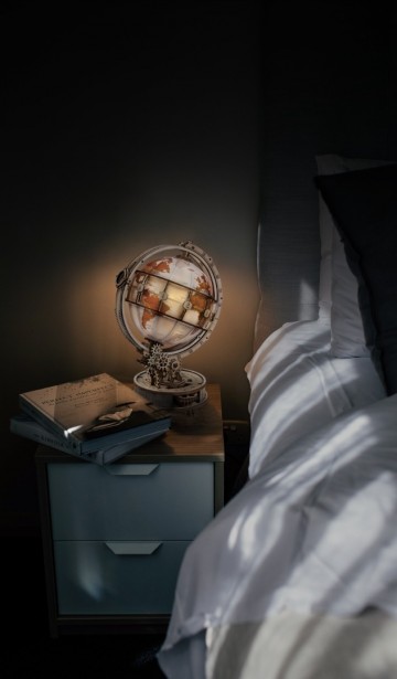 ROBOTime - Luminous Globe 3