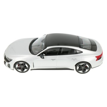 Audi rs e tron gt 2021 zilver 3