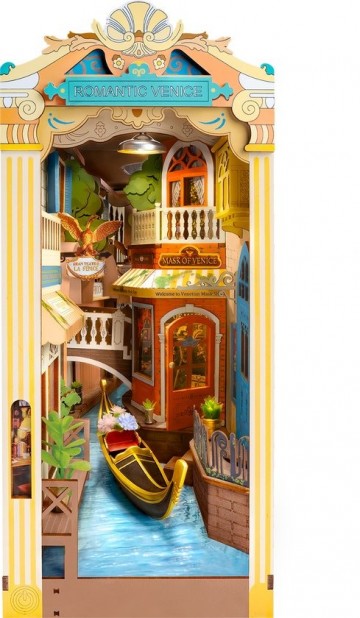 Book nook romantic venice 1