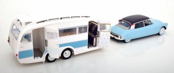 Citroen ds19 met roulotte uit 1960 in blauw 2