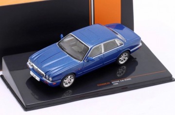 Jaguar xj8 x308 1998 blauw 1
