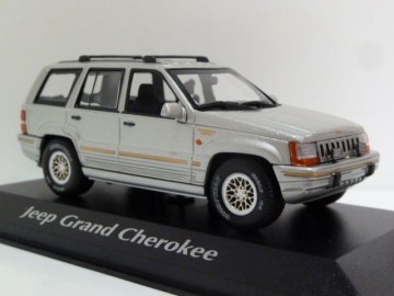 Jeep grand cherokee   1995   silver 1