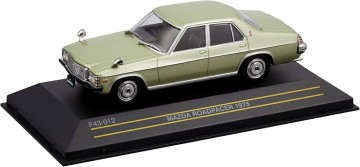 Mazda roadpacer 1975 licht groen