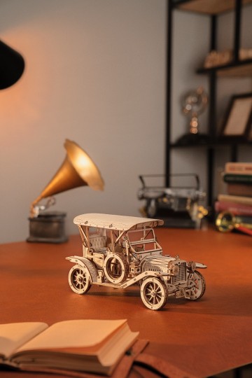 ROBOTime - Vintage / Classic Car 2