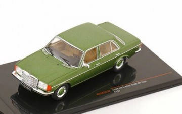 Mercedes Benz 240D (W123) 1976 Groen