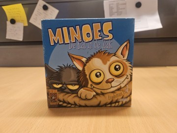 Minoes de kat in de zak 1