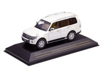 Mitsubishi pajero 4wd 2010 wit