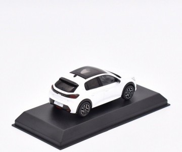 Peugeot 208 gt 2024 bianca wit 2