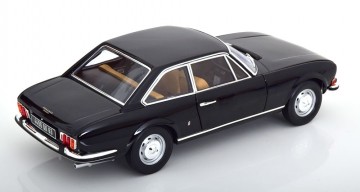 Peugeot 504 coupe 1972 zwart 2