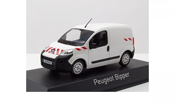 Peugeot bipper 2009 white with red striping 1