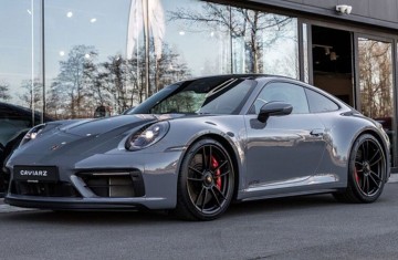 Porsche 911 992 carrera 4 gts 2023 1