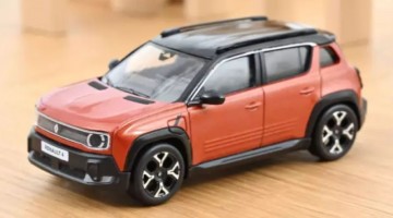 Renault 4 e tech electric 2025 terracotta bruin