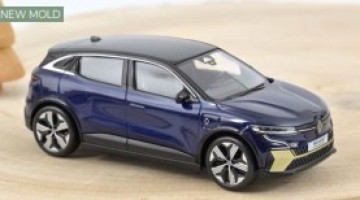 Renault megane e tech 100 electric 2022 midnight blauw 1 6