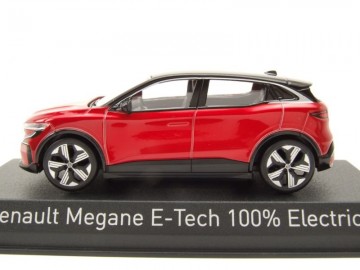 Renault megane e tech 100 flame rood  1 3
