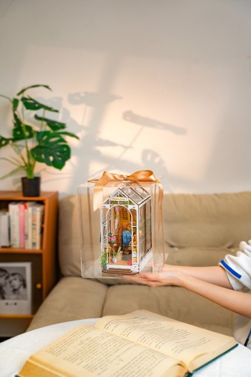 ROBOTime - Book Nook Garden House 3