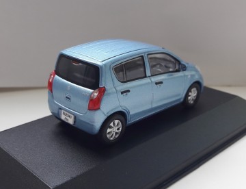 Suzuki alto hemel blauw  1