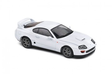 Toyota supra mk4 2001 wit 2