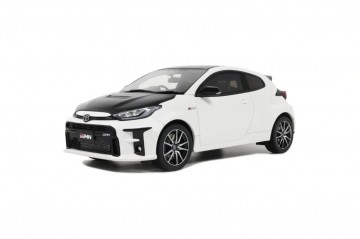 Toyota yaris rally package grmn 2022 platinum pearl wit 1