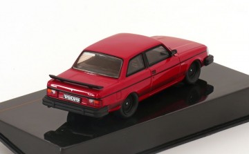Volvo 242 custom 1980 rood 2